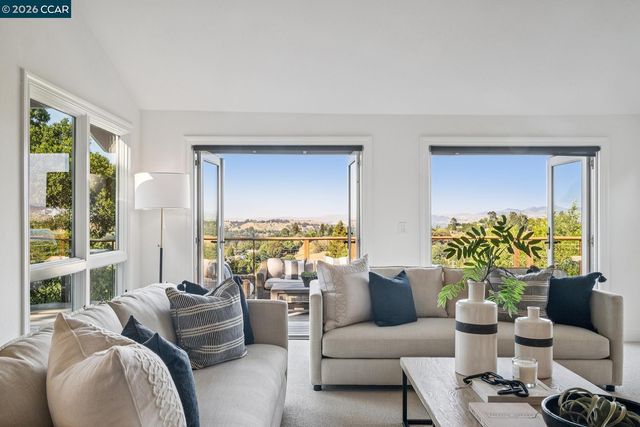 665 Sky Hy Cir, Lafayette, CA 94549