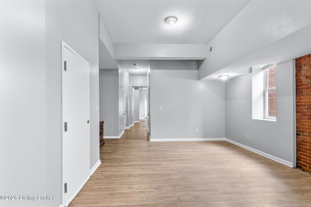 530 W Breckinridge St, Louisville, KY 40203