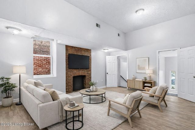 530 W Breckinridge St, Louisville, KY 40203