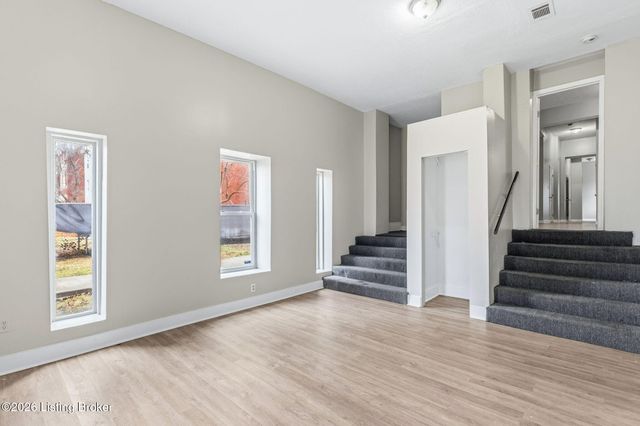 530 W Breckinridge St, Louisville, KY 40203