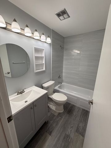 20137 S Hampton Court A, Frankfort, IL 60423