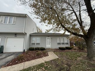 20137 S Hampton Court A, Frankfort, IL 60423