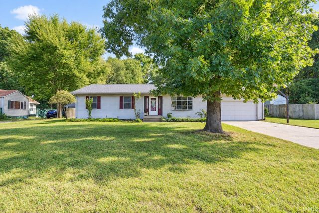 52960 Hastings Street, South Bend, IN 46637