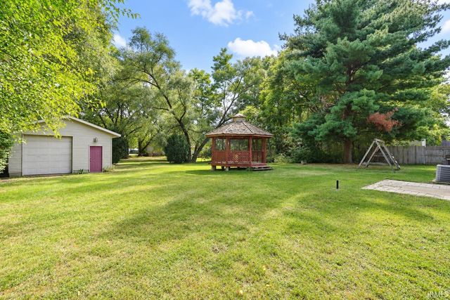 52960 Hastings Street, South Bend, IN 46637