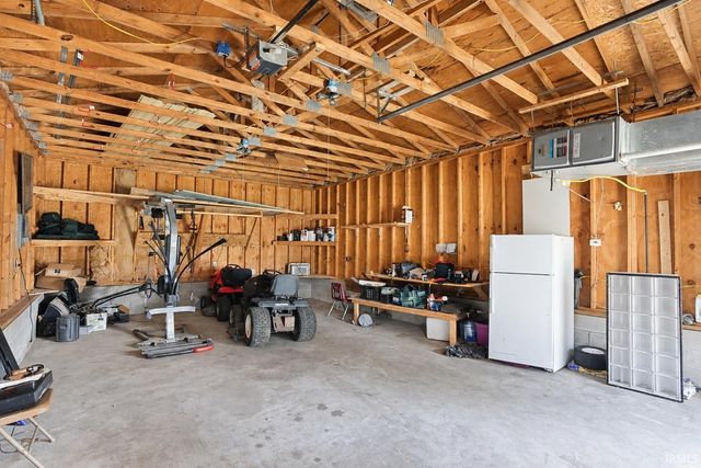 52960 Hastings Street, South Bend, IN 46637