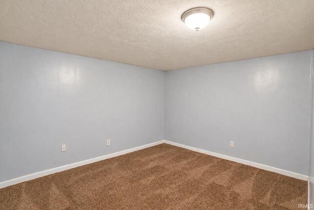 52960 Hastings Street, South Bend, IN 46637