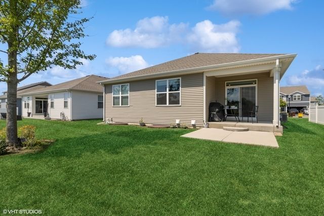 6813 Cobble Springs Lane, Wonder Lake, IL 60097