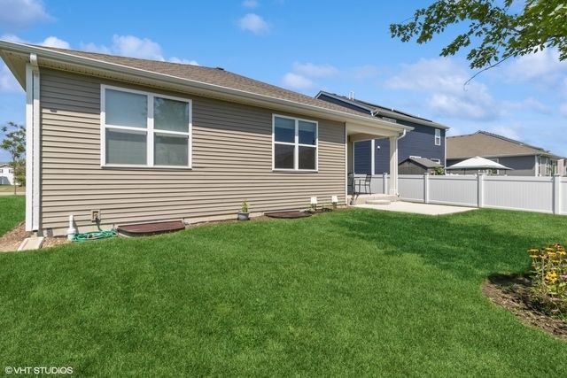6813 Cobble Springs Lane, Wonder Lake, IL 60097