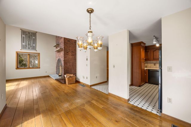 2 Hibbs Lane, West Falmouth, MA 02540