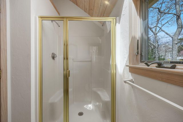 2 Hibbs Lane, West Falmouth, MA 02540