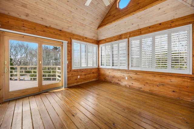 2 Hibbs Lane, West Falmouth, MA 02540