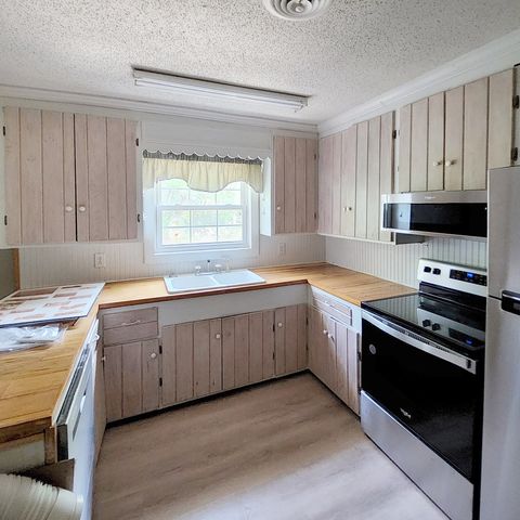 1201 Crescent Street, Summerton, SC 29148