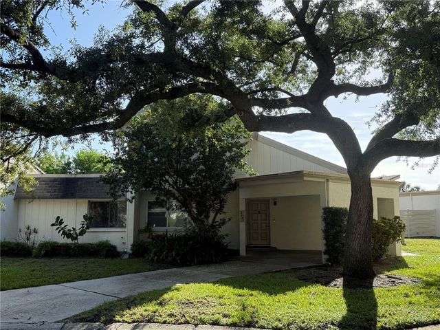 2641 CEDAR VIEW COURT, Clearwater, FL 33761