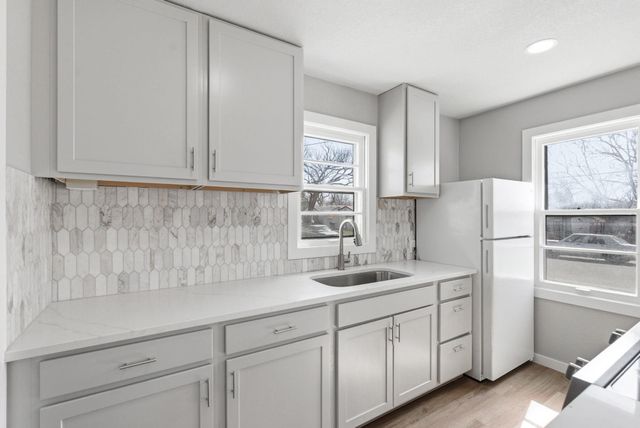 602 N Sheridan St, Wichita, KS 67203