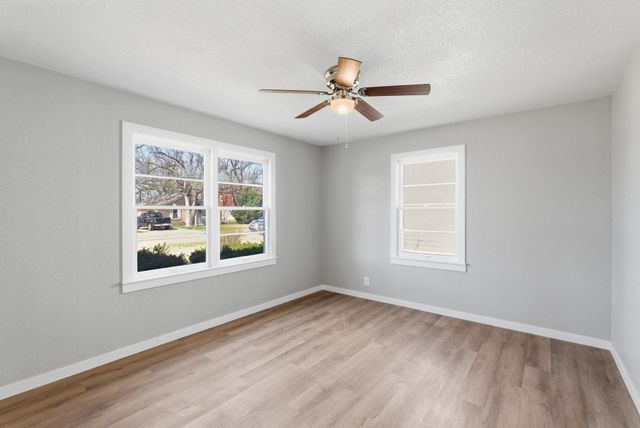 602 N Sheridan St, Wichita, KS 67203