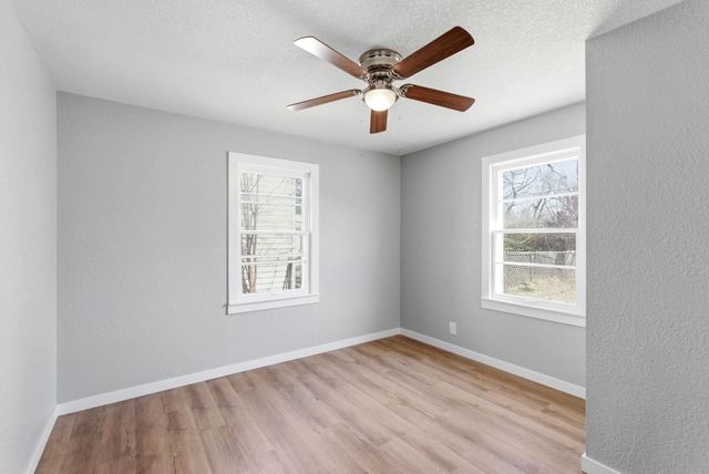 602 N Sheridan St, Wichita, KS 67203