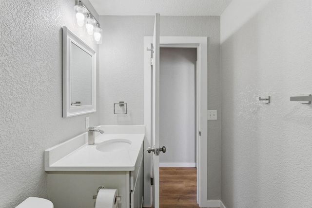 602 N Sheridan St, Wichita, KS 67203