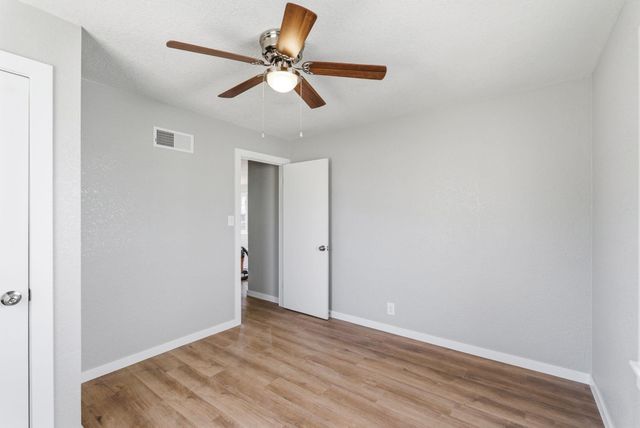 602 N Sheridan St, Wichita, KS 67203