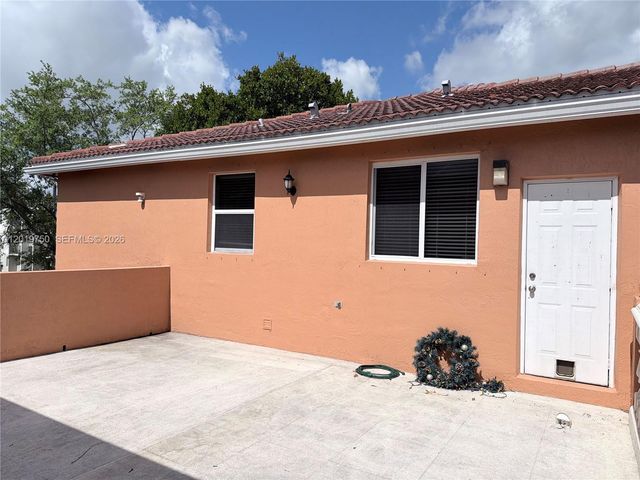10824 NW 51st Ln, Doral, FL 33178