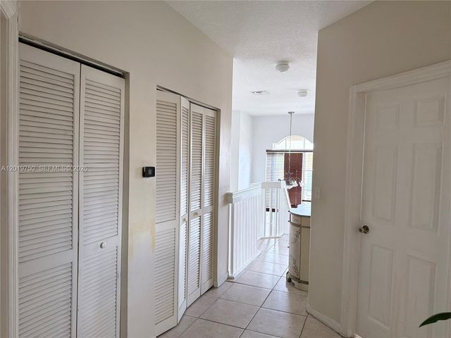 10824 NW 51st Ln, Doral, FL 33178