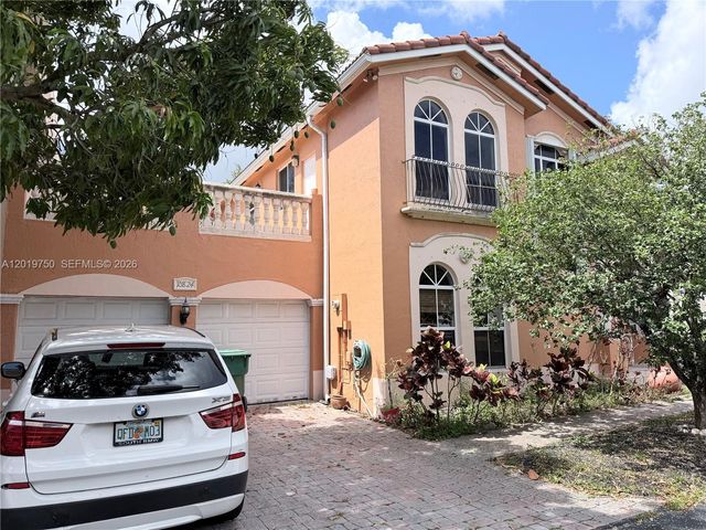 10824 NW 51st Ln, Doral, FL 33178