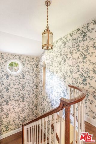 3734 Longridge Avenue, Sherman Oaks, CA 91423