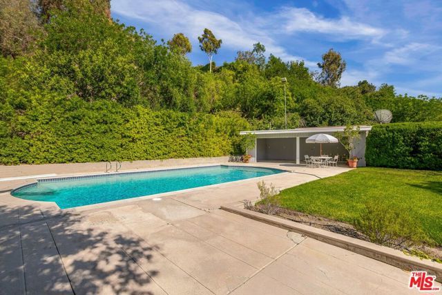 3734 Longridge Avenue, Sherman Oaks, CA 91423