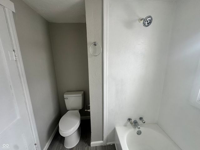 2415 E 9th Street, Anderson, IN 46012