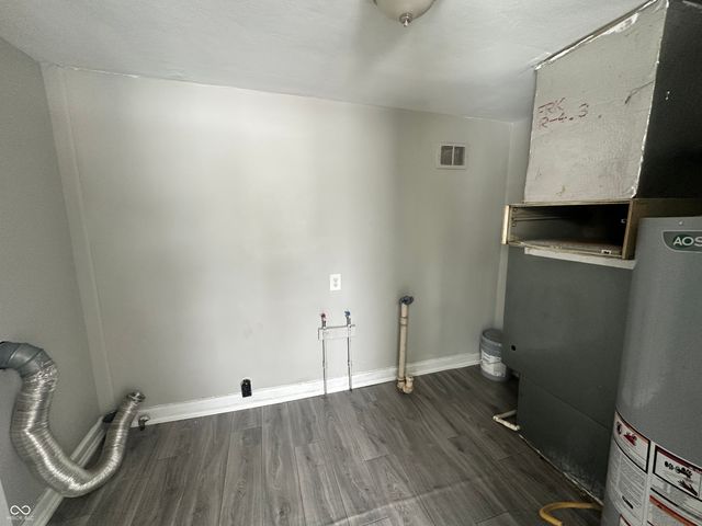 2415 E 9th Street, Anderson, IN 46012