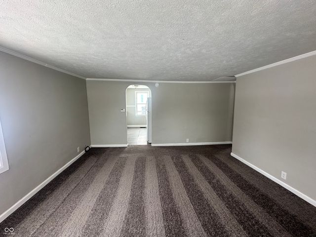 2415 E 9th Street, Anderson, IN 46012