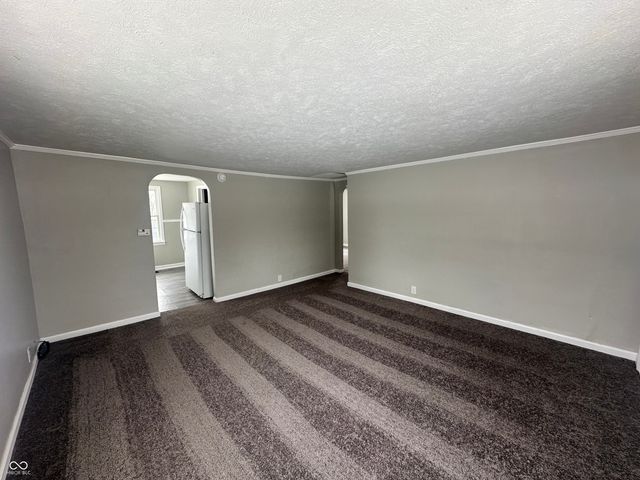 2415 E 9th Street, Anderson, IN 46012