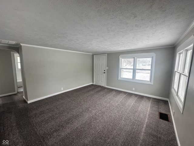 2415 E 9th Street, Anderson, IN 46012