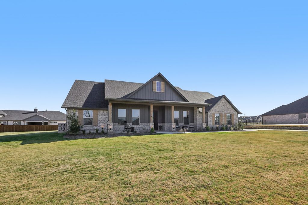 3108 Hazlewood Road, Granbury, TX 76049