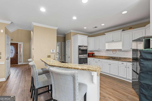 811 Millvale Place, Lawrenceville, GA 30044