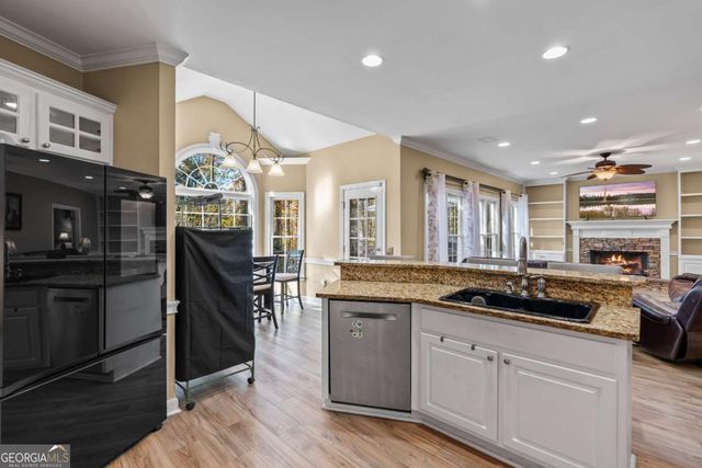 811 Millvale Place, Lawrenceville, GA 30044