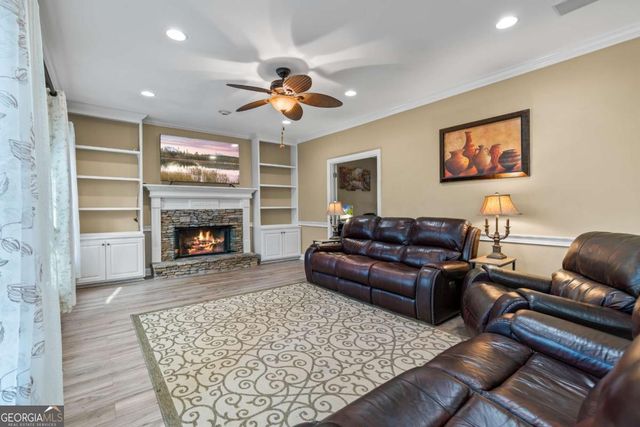 811 Millvale Place, Lawrenceville, GA 30044