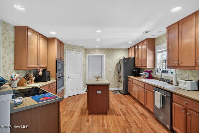 4411 Regent Drive, Wilmington, NC 28412