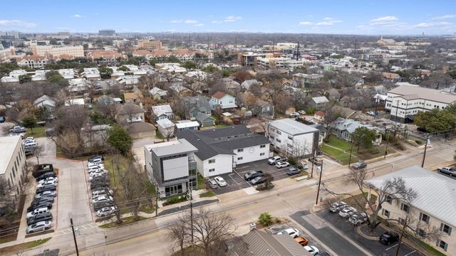 710 W 34th ST 108, Austin, TX 78705