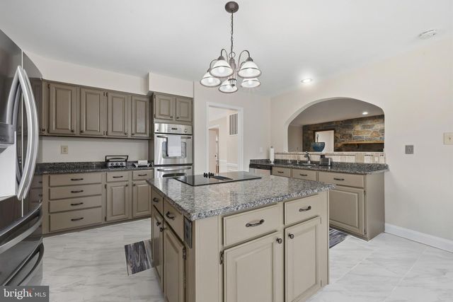 22340 FLINTRIDGE DR, Brookeville, MD 20833