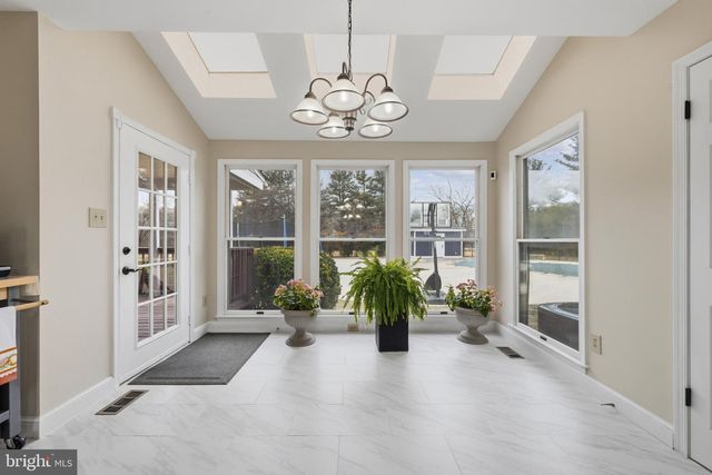 22340 FLINTRIDGE DR, Brookeville, MD 20833