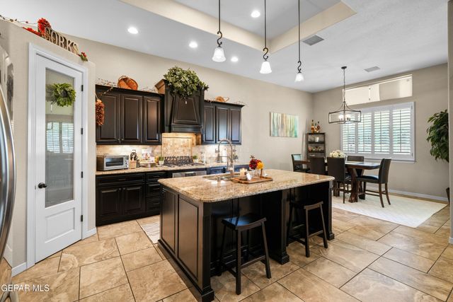 3821 TIERRA CHISUM Drive, El Paso, TX 79938