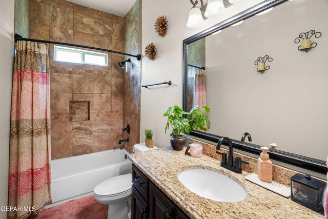 3821 TIERRA CHISUM Drive, El Paso, TX 79938