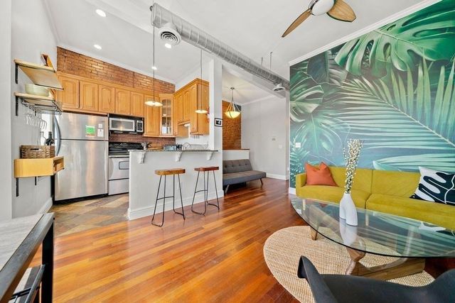 195 Cambridge St 3, Boston, MA 02134