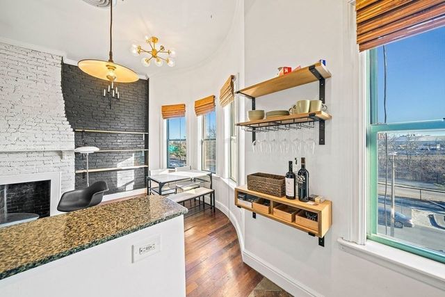 195 Cambridge St 3, Boston, MA 02134