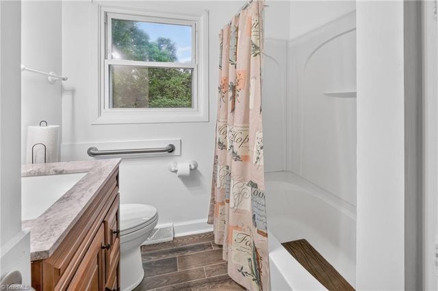 1401 Walnut Street, Reidsville, NC 27320
