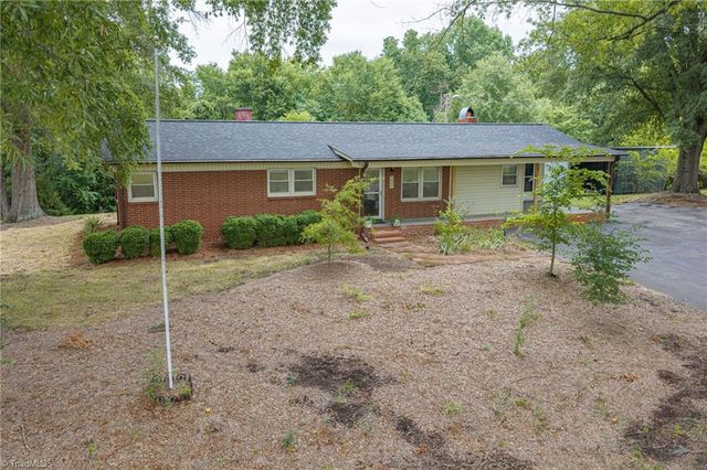 1401 Walnut Street, Reidsville, NC 27320