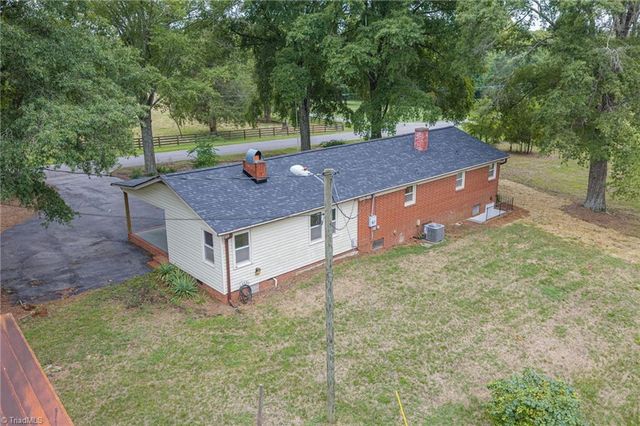 1401 Walnut Street, Reidsville, NC 27320