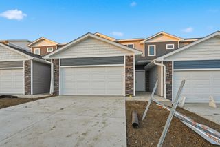 717 Campusside Place, Norwalk, IA 50211
