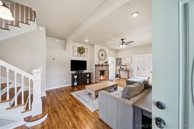 332 E 4th Street, Claremore, OK 74017