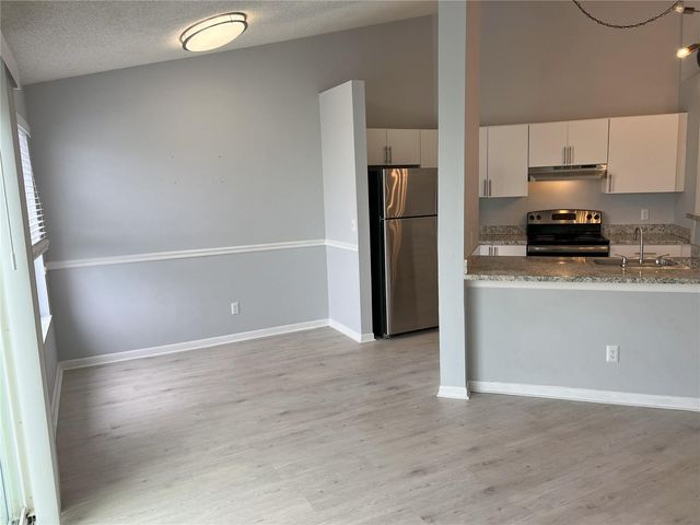 2568 WOODGATE BOULEVARD 206, Orlando, FL 32822